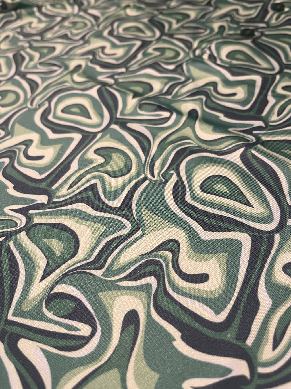 POLERA MODELO PALTA