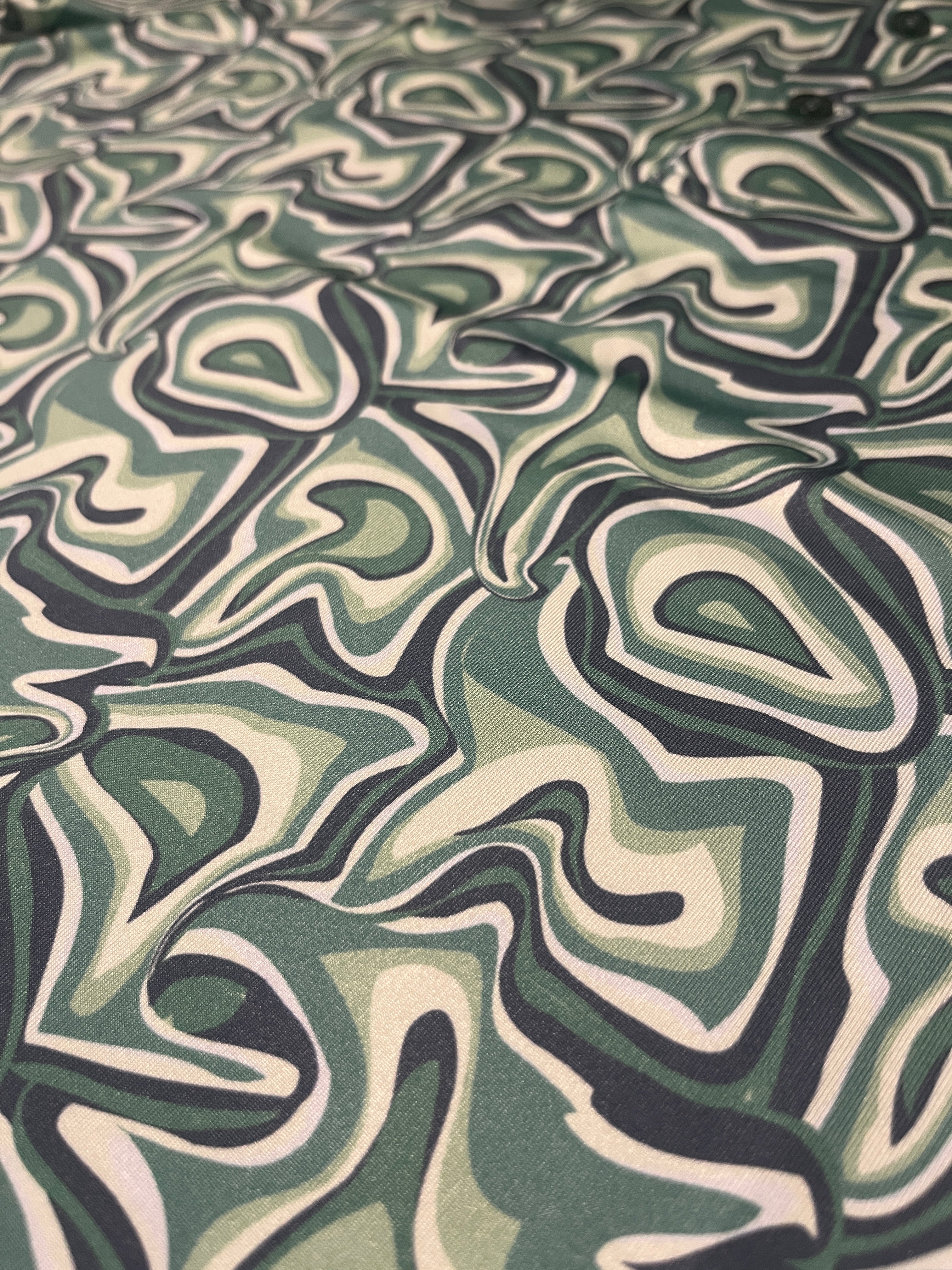 POLERA MODELO PALTA